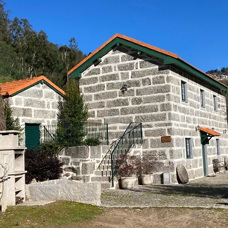 Quinta De Varzielas - Agroturismo Castelo de Paiva Exterior photo